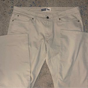 Levi’s Womens Low Rise Boot Cut NWT (in Pocket) 38 X 31 Tan